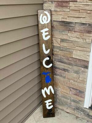 State Love Welcome Sign