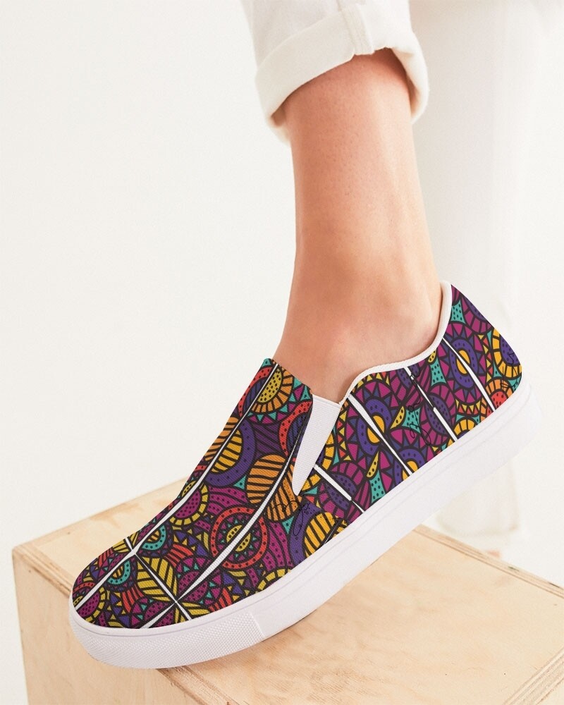 Women&#39;s Slip-On Canvas Shoe