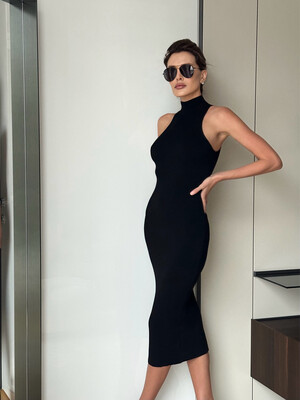 Платье миди из итальянской премиальной вискозы в черном цвете