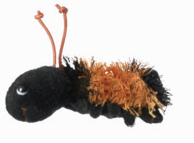 Fingerpuppe Raupe Braun