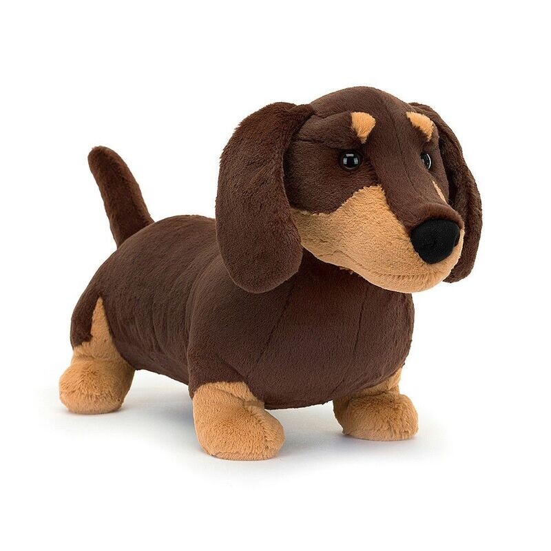 Jellycat Otto Sausage Dog Plüschdackel mit braunem Fell und langen Schlappohren, schräg von vorne