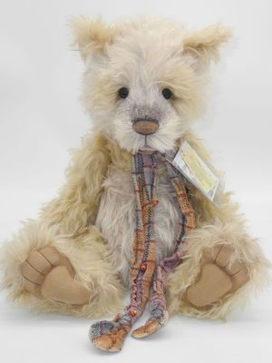 CHARLIE BEARS Jonesy