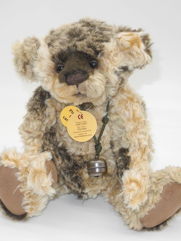 CHARLIE BEARS Squidge