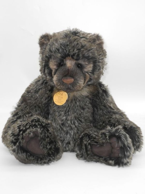 CHARLIE BEARS Kuma