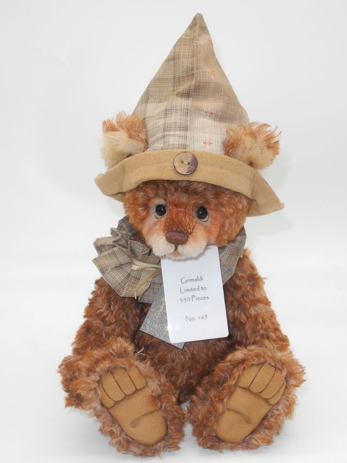 CHARLIE BEARS Grimaldi