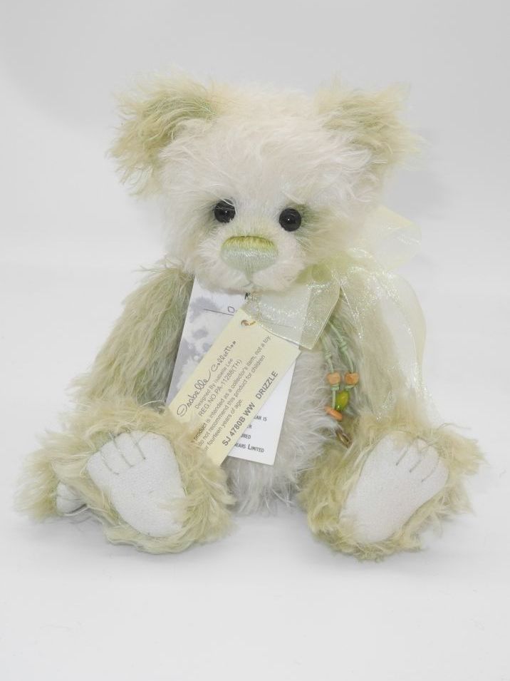 CHARLIE BEARS Drizzle