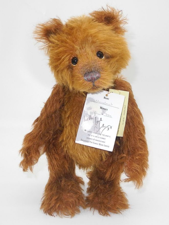 CHARLIE BEARS Hazelnut