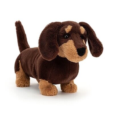 Otto Dackel - Jellycat Dogs & Puppies Jellycat Otto Sausage Dog Plüschdackel mit braunem Fell und langen Schlappohren, schräg von vorne