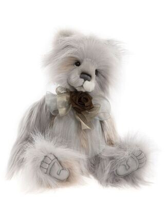 CHARLIE BEARS Carrie