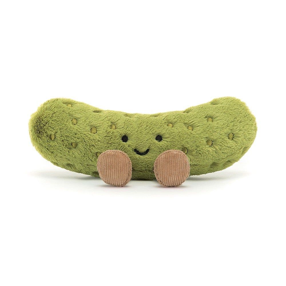 Jellycat Amuseables Pickle Kuschel-Essiggurke, besticktem Gesicht & Beinchen, schräg von vorne