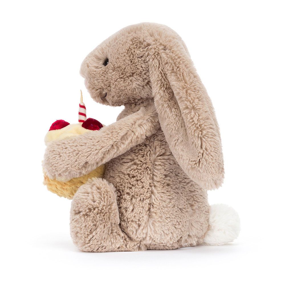 Jellycat Bashful Beige Bunny Birthday beiger Plüsch Hase sitzend mit festlichem Geburtstags Accessoire und Schlappohren