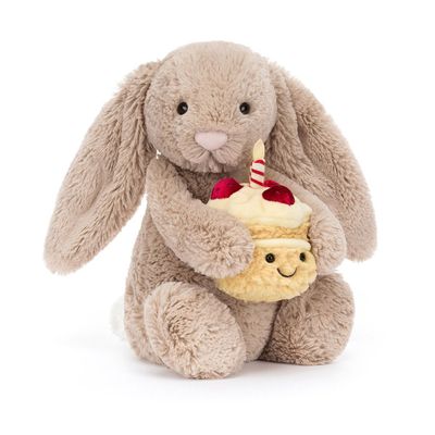 Jellycat Bashful Beige Bunny Birthday beiger Plüsch Hase sitzend mit festlichem Geburtstags Accessoire und Schlappohren