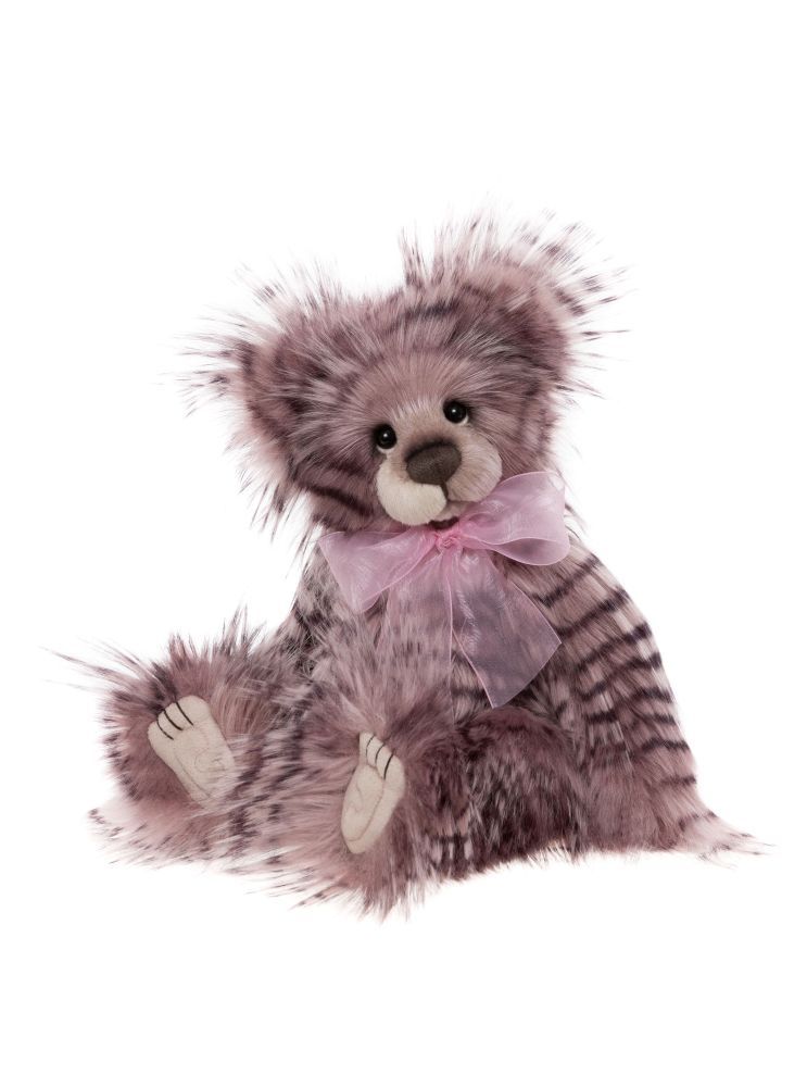 CHARLIE BEARS Bär Strawberry Shortcake Charlie Bears Strawberry Shortcake Teddybär rosa creme beere 33 cm groß sitzend handgefertigt