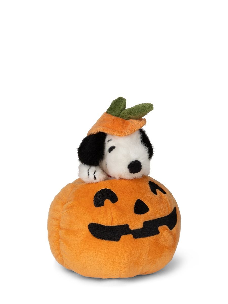 Peanuts Hund Snoopy mit Halloween Kürbis - Bon Ton Toys Peanuts Hund Snoopy im Halloween Kürbis 16 cm weiches Plüschtier Stoffhund Snoopy im orangefarbenen Kürbis Outfit