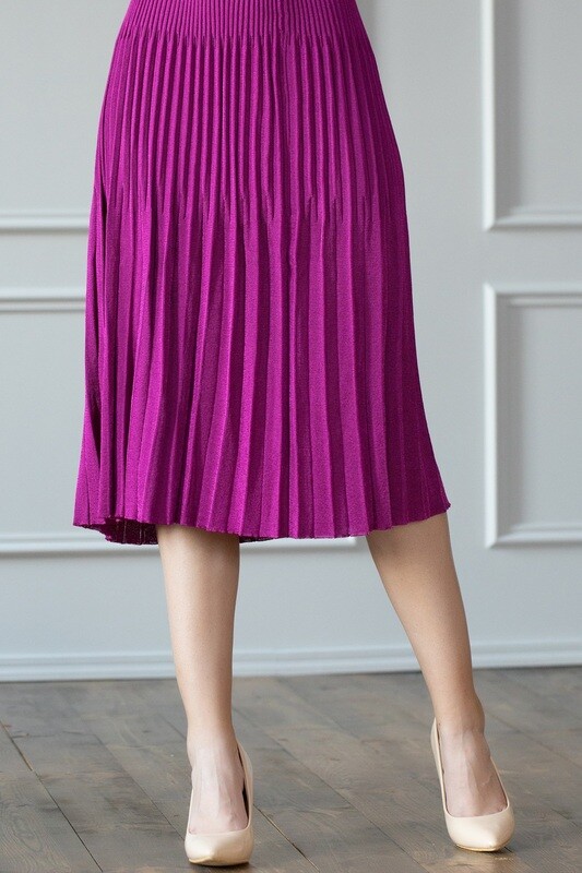 Knitted Pleated Midi Skirt