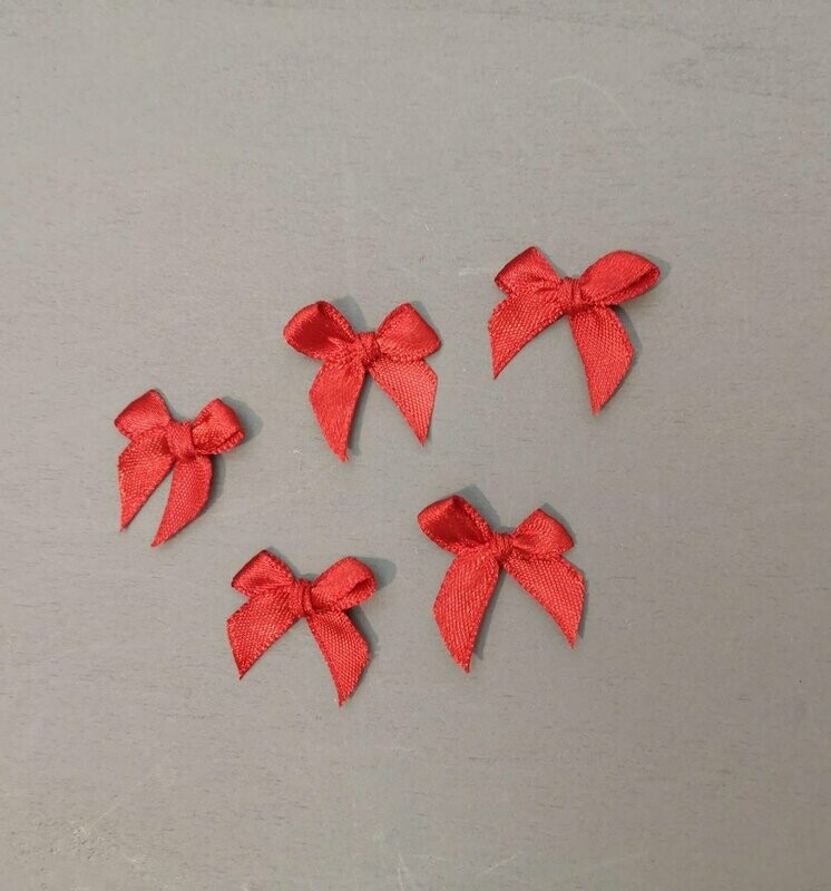 5 Stück Satin Schleife Rot zum Annähen 5 Stück Satin Schleife Rot zum Annähen