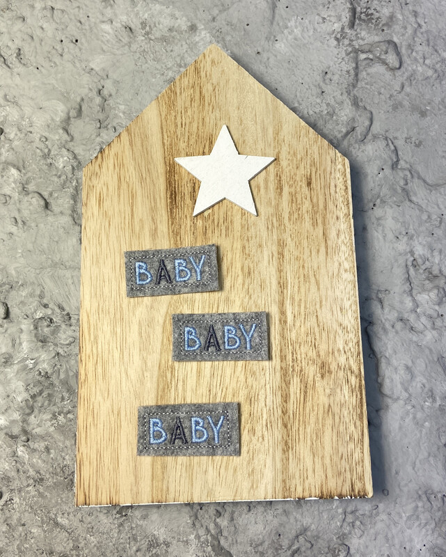 Labels BABY hellblau