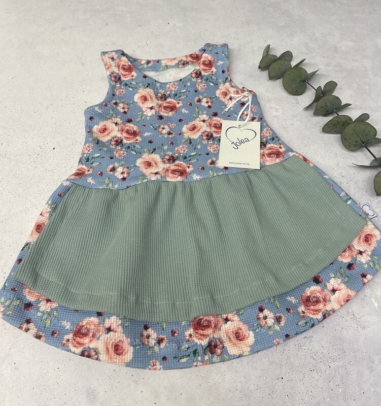 Sofortkauf Babydirndl Rosen / Tracht Gr. 92