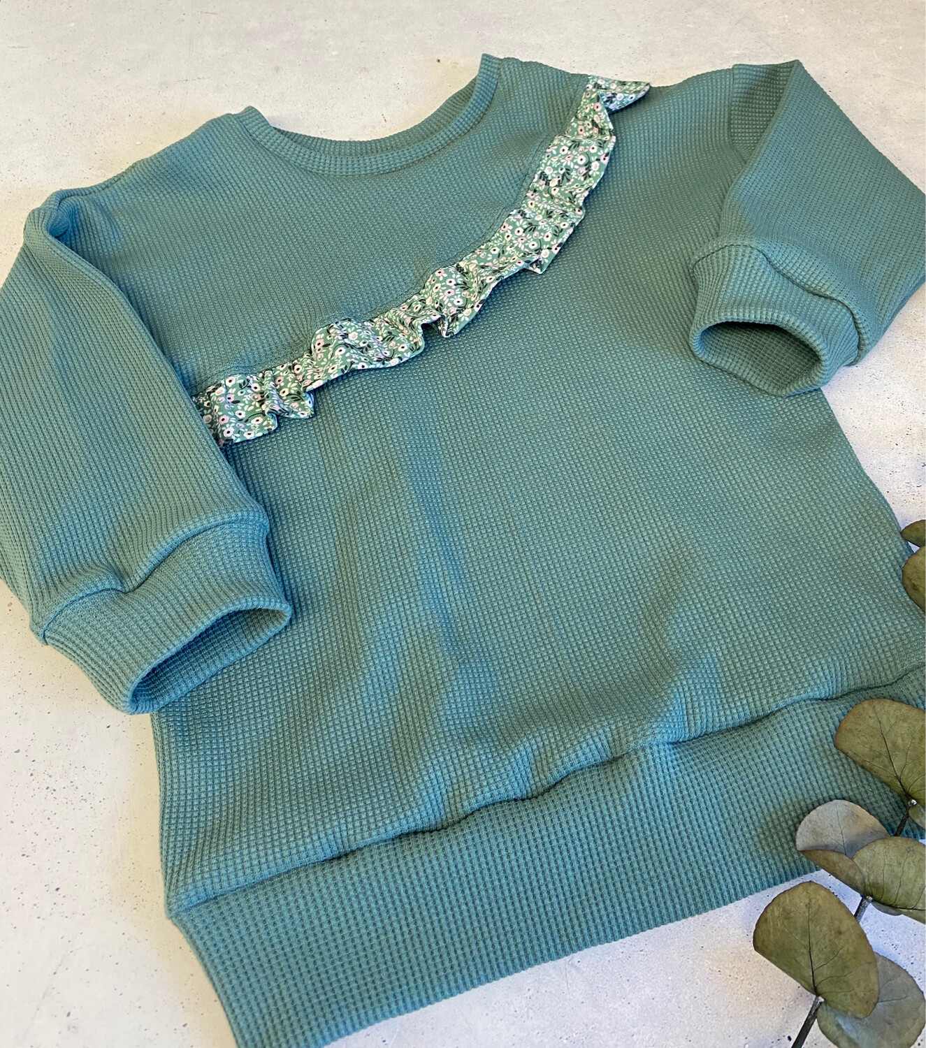 Sofortkauf Oversize Pullover Streublumen Gr. 86 + Gr. 104