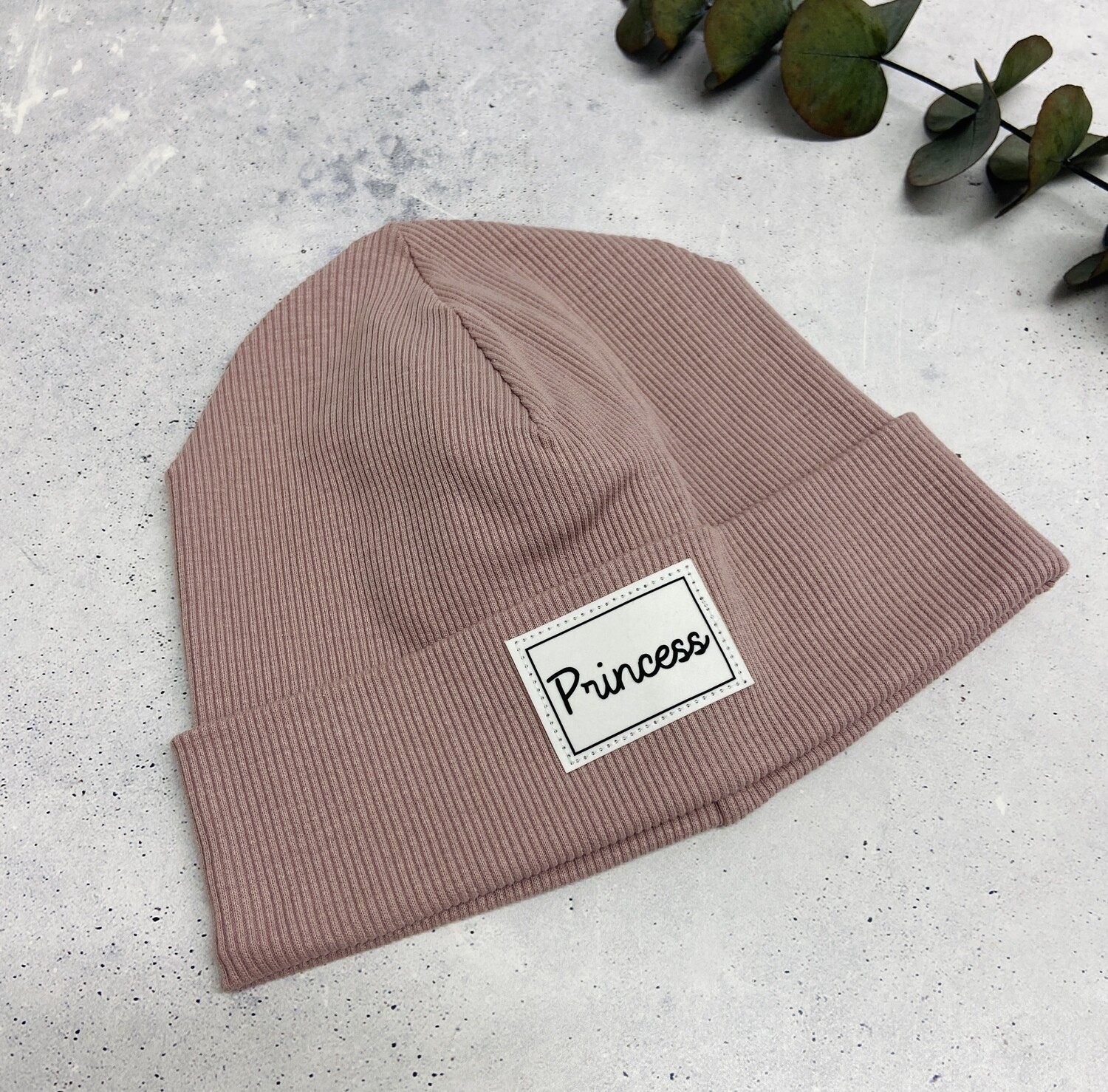 Sofortkauf Beanie / Mütze Altrosa mit Patch Princess KU: 48/50