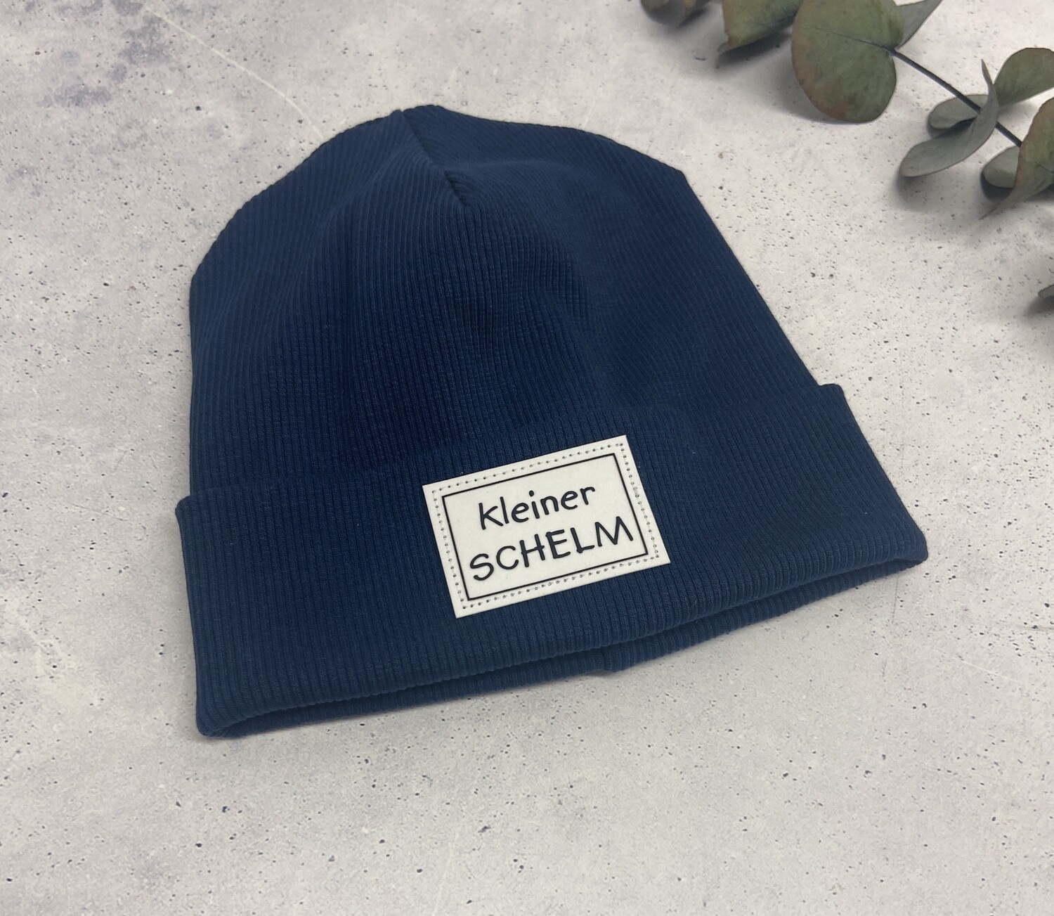 Sofortkauf Beanie / Mütze Blau mit Patch kleiner SCHELM KU: 42/44