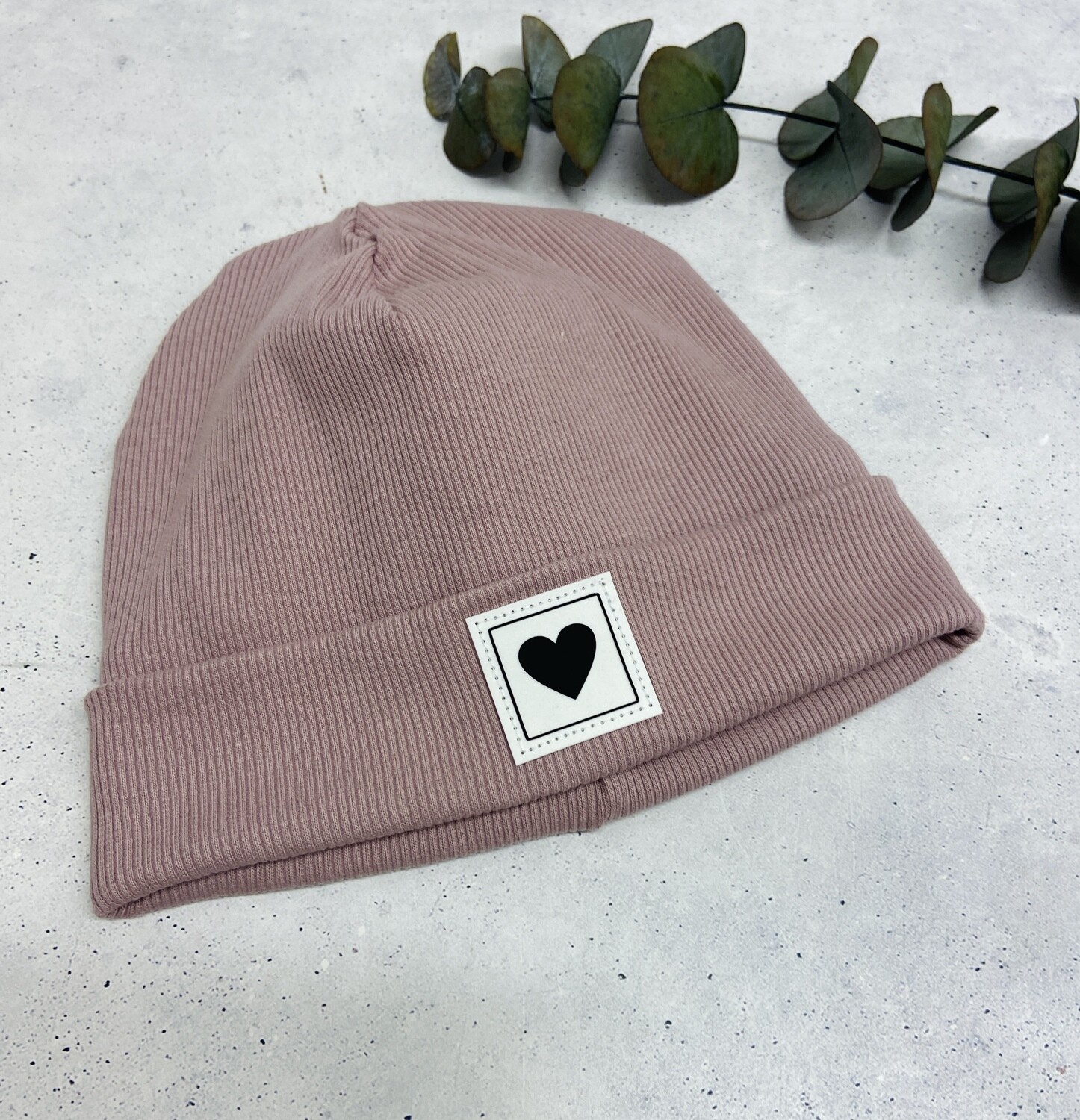 Sofortkauf Winter Beanie / Mütze Altrosa mit Patch Herz KU: 46/48