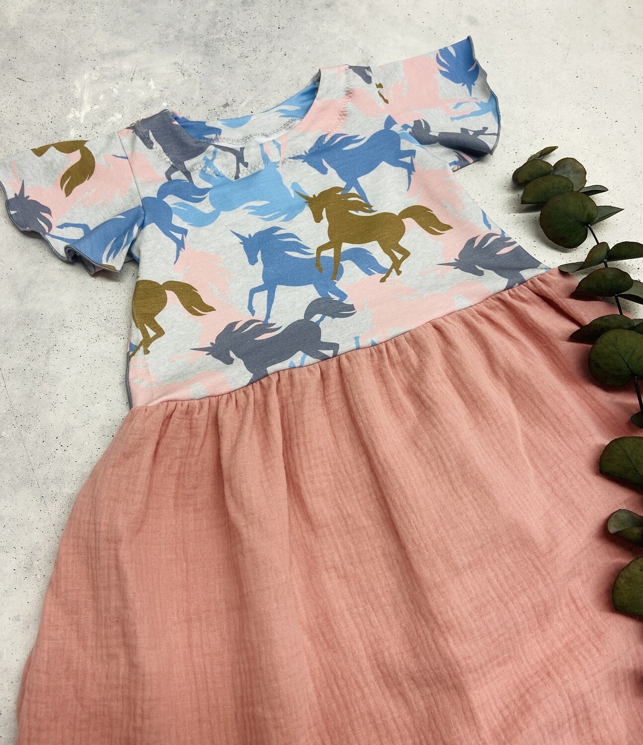 Sofortkauf Kleid Einhorn / Einhörner Gr. 110