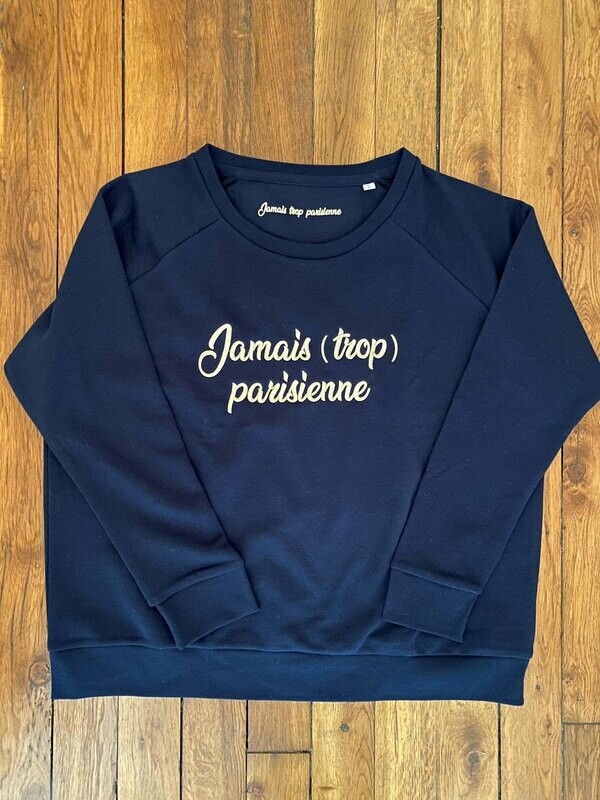 Le sweat loose brodé