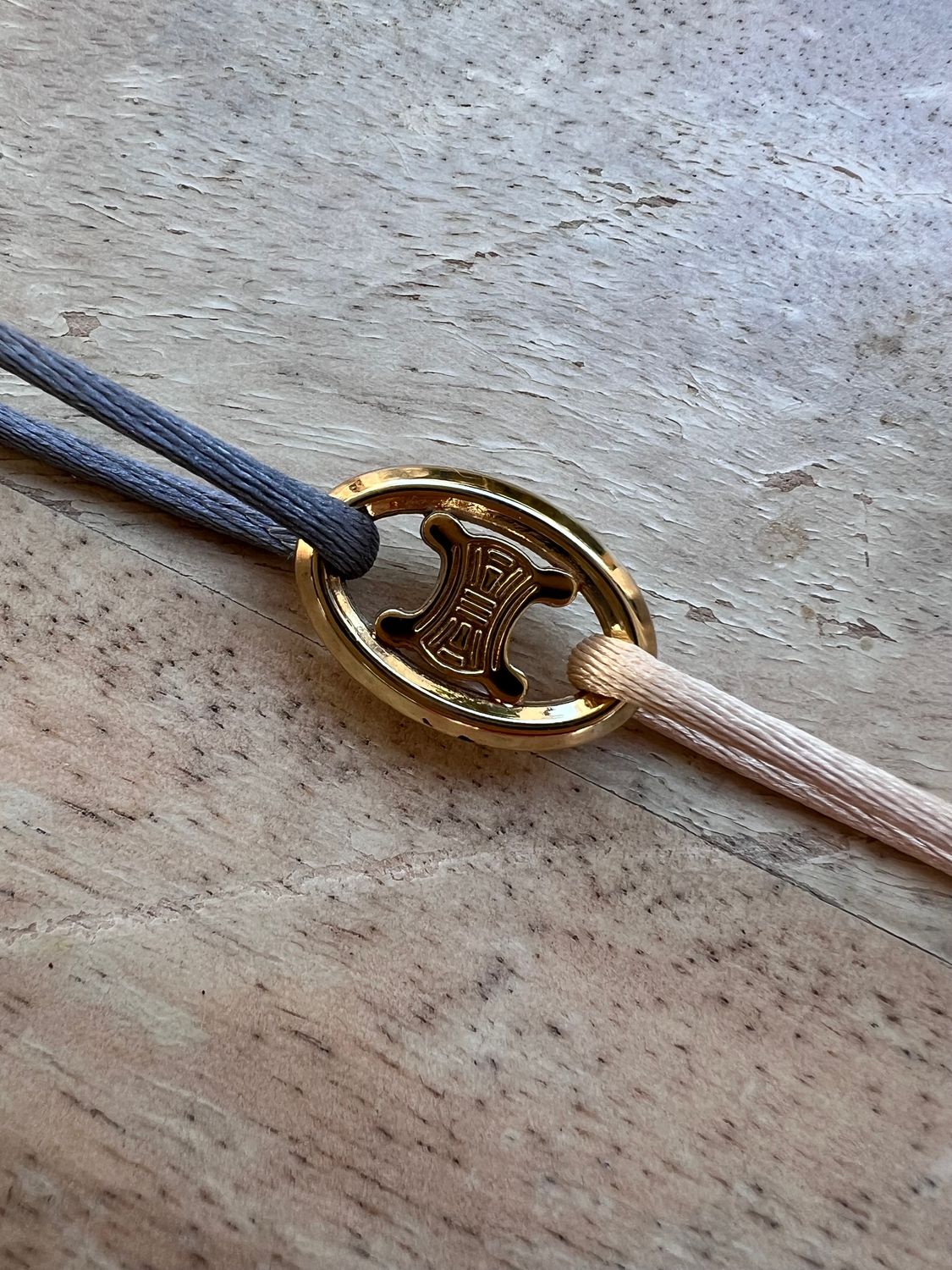 Bracelet cordon upcyclé Céline