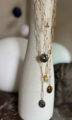 Collier Jeanne trèfle labradorite