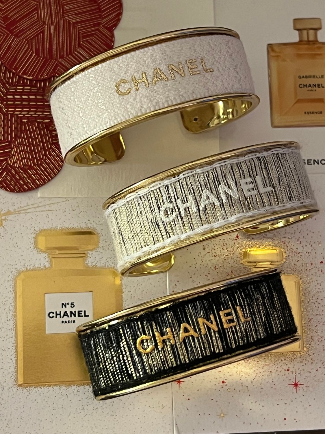 Manchette upcyclée Chanel tweed