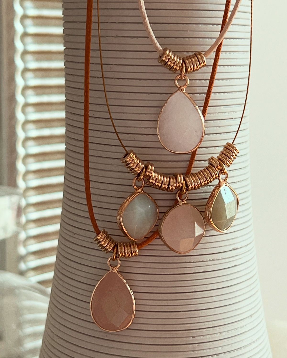 Collier Sorrento trio