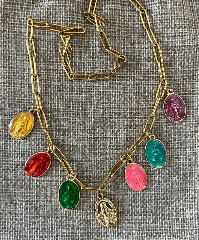 Collier Rainbow Madone