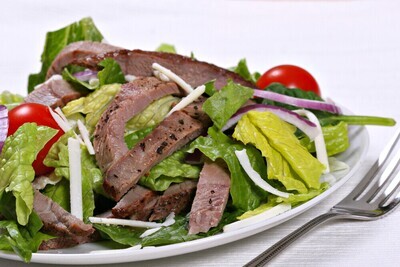 Nr.14 Gemischter Salat mit Rinderfleisch