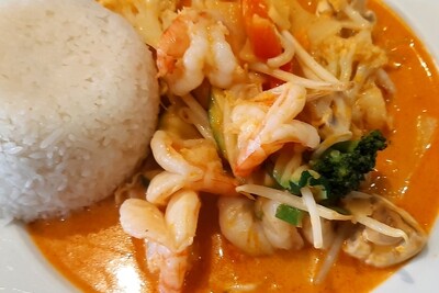 Nr.95 Garnelen in rotem Thai-Curry