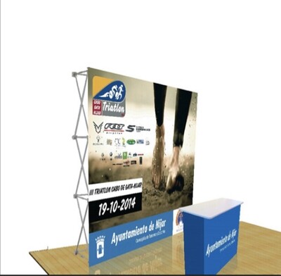 Banner-wall-display Med