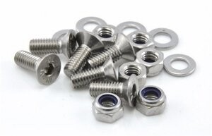 KIT DE BOULONS DE CHARNIERE DE CAPOT DEFENDER