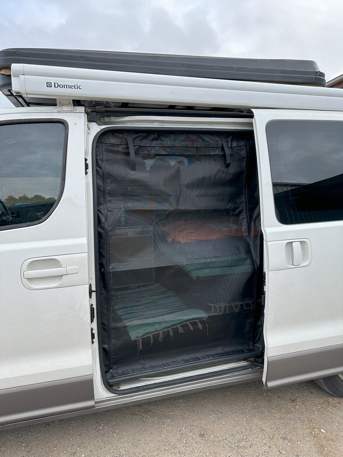 Hyundai iLoad / Imax Sliding door fly screen