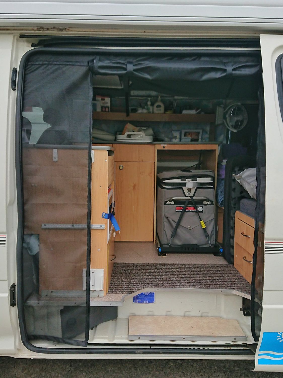 Mitsubishi L300 Express Sliding door fly screen