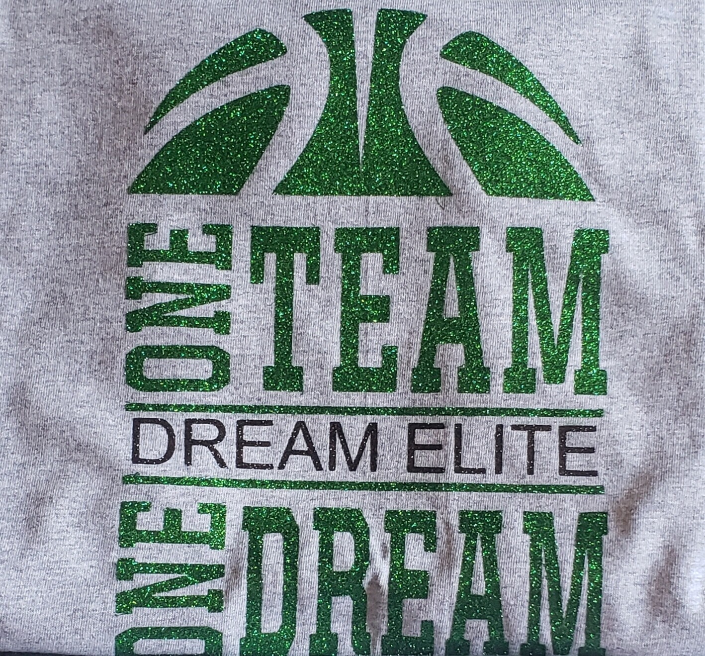 ONE TEAM ONE DREAM TEE