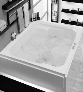 WHIRLPOOL TUBS