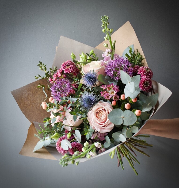 Monthly Subscriptions Flowers