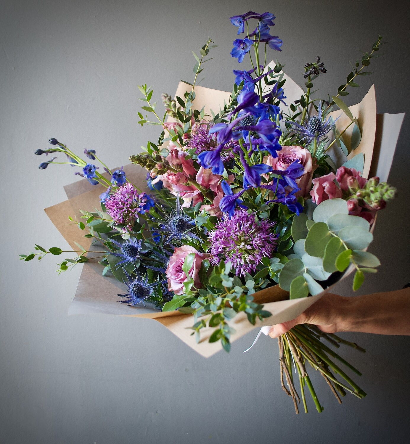 Weekly Subscription Flowers