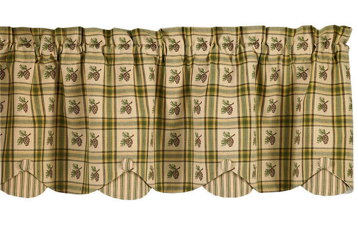 Pine Lodge Lined Scallop Valance