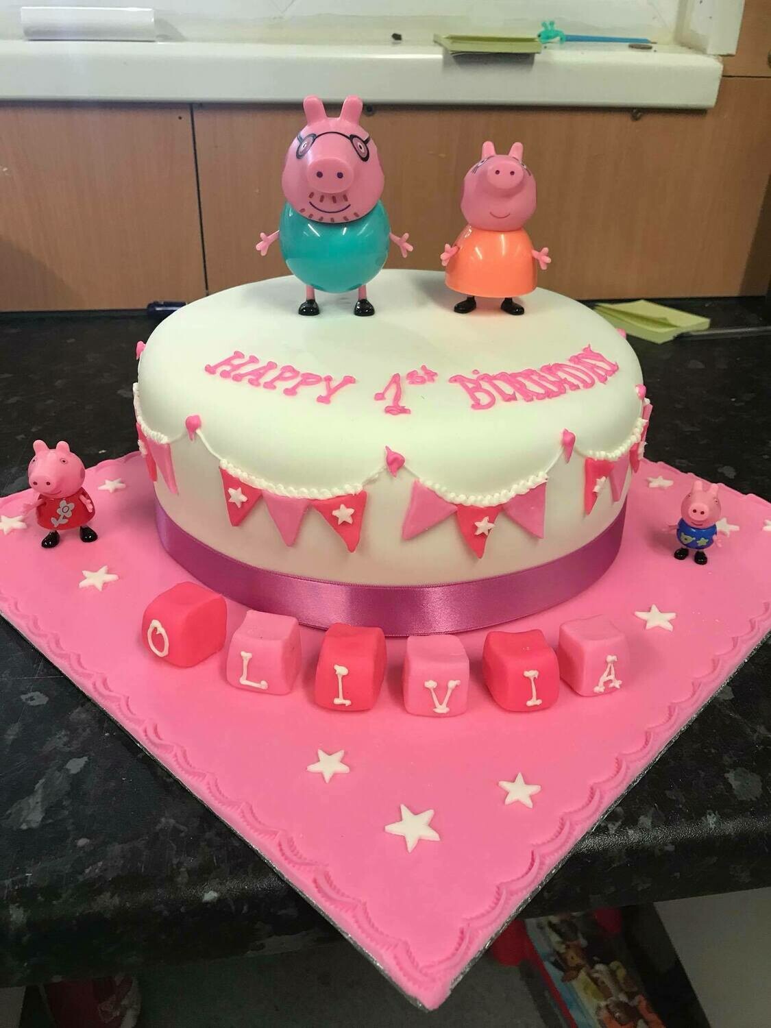 Royal Icing Cake Peppa Pig