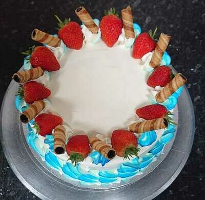 Fresh Cream Cake Strawberry top