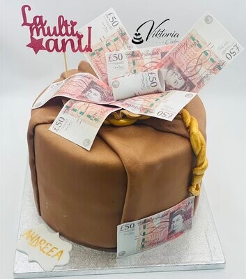 Elegant Royal Icing Cake Bag Full of Money Cake