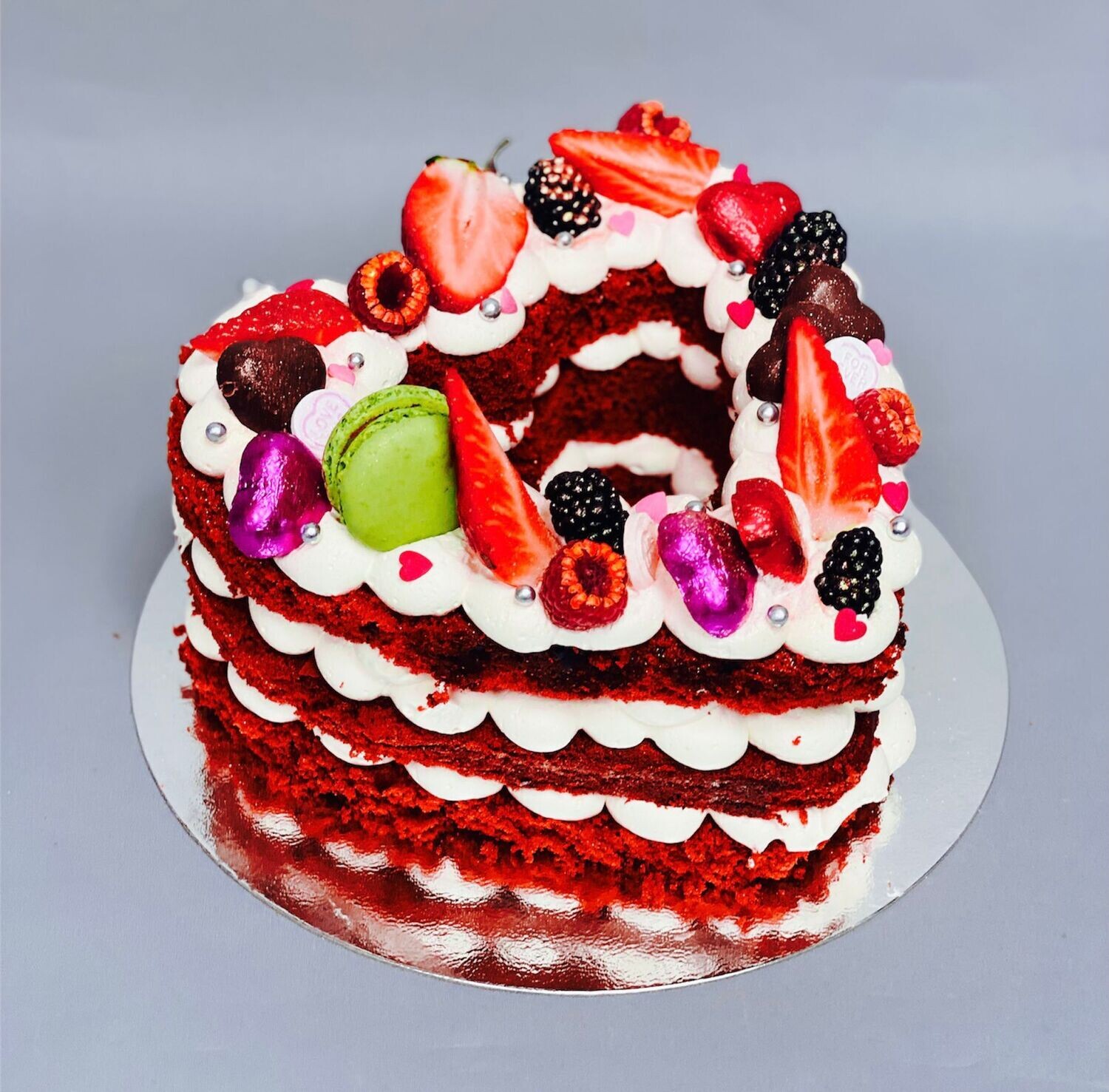 Heart  Shape  Valentine's 12 RED VELVET, Sponge: Red Velvet