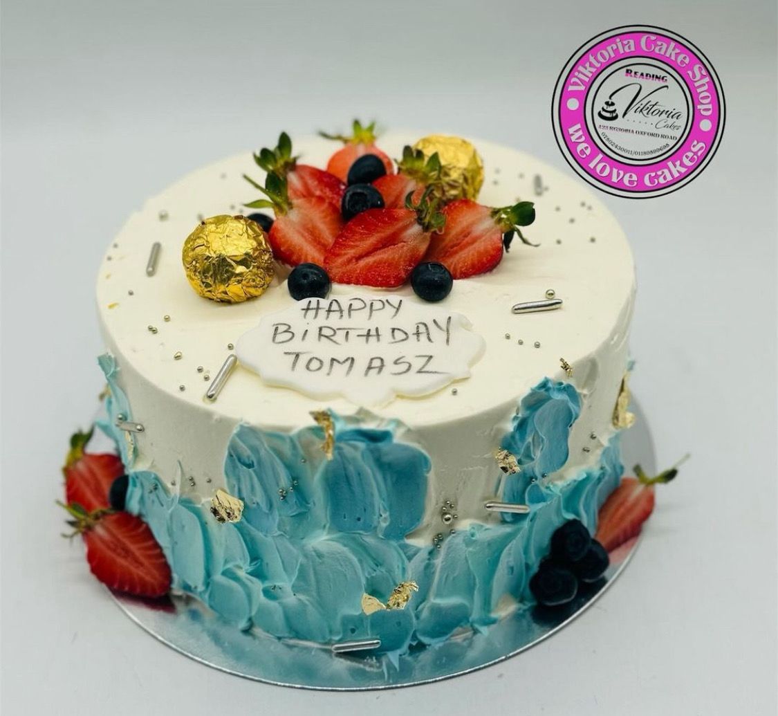 Fruit Cake Fresh Cream