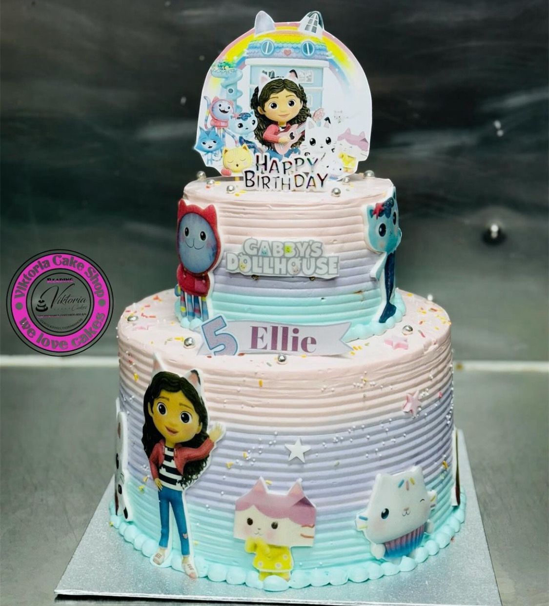 Dollhouse cakes clearance